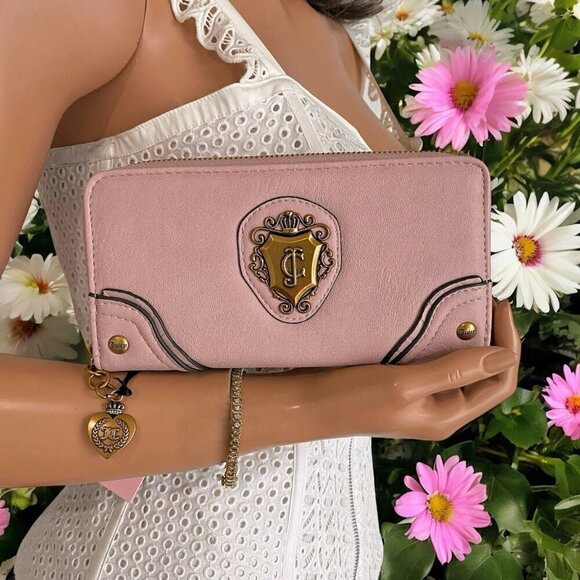Juicy Couture Handbags - Juicy Couture Exclusive Romance Gusset Pink Dusty Blush Zip Around Wallet NWT